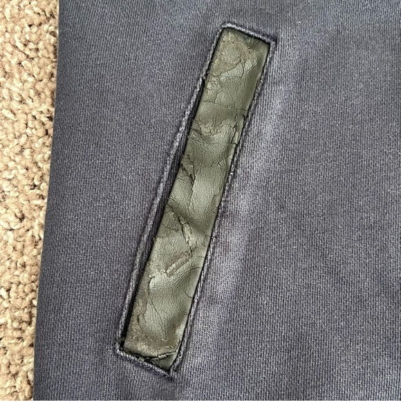 Carolina Herrera Navy Blue Jakcet - Picture 7 of 8